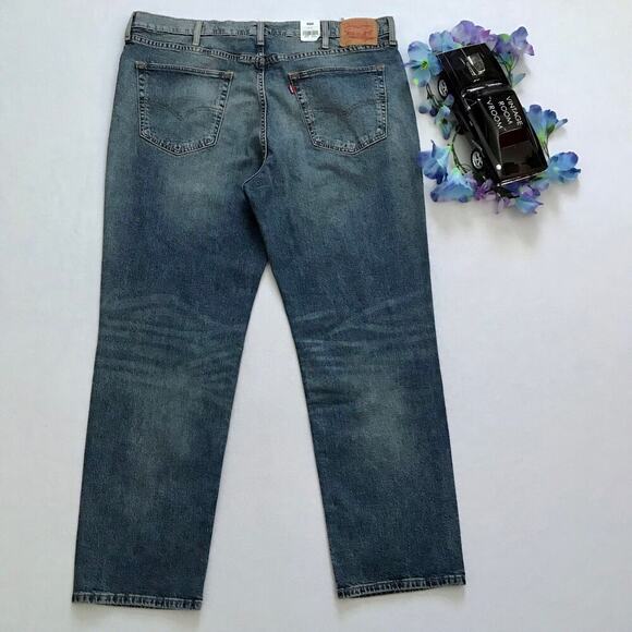 Levi's NWT 541 Medium Wash Athletic Taper Jeans Men 42 x 32 - Picture 5 of 9